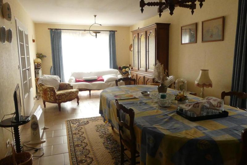 Maison - 104 m² - 5 pièces