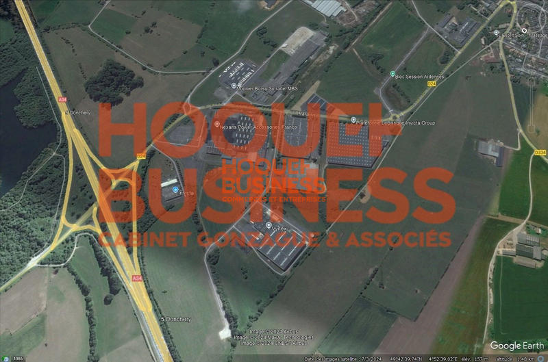 Terrain commercial - 2 900 m²