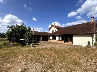 Maison traditionnelle - 116 m² - 6 pièces