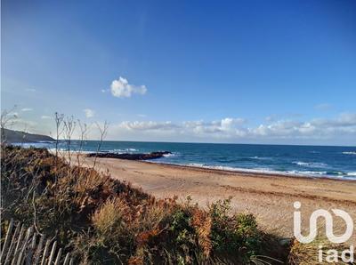 Maison - 224 m² - 7 pièces