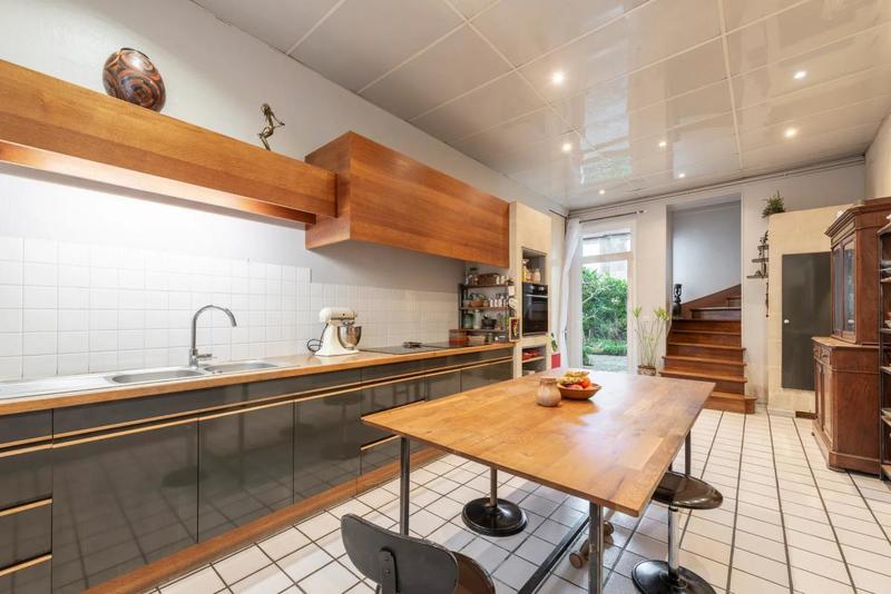 Maison de maîtres - 353 m² - 10 pièces