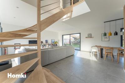 Maison - 125 m² - 6 pièces