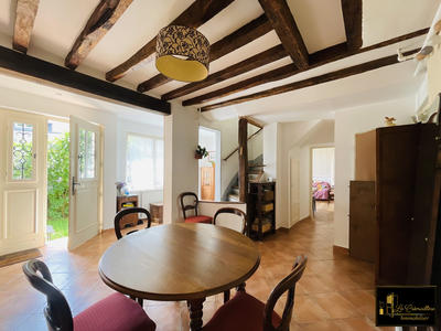 Maison - 162 m² - 8 pièces