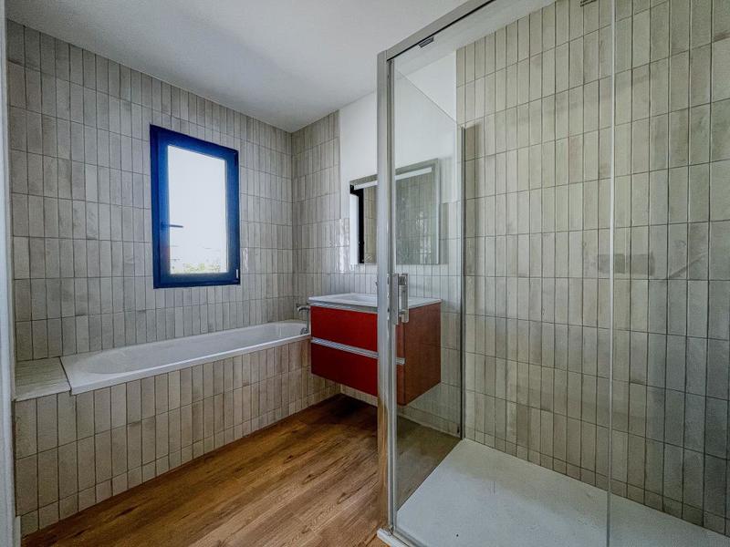 Maison - 165 m² - 5 pièces