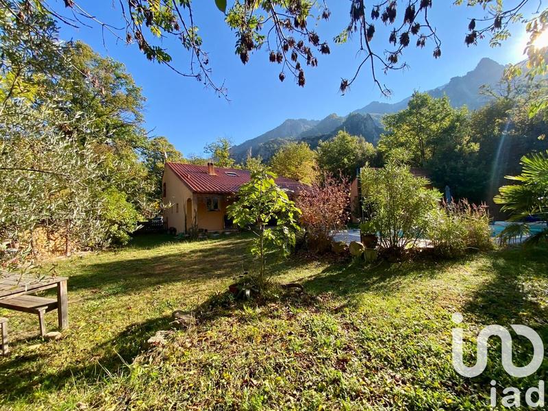 Maison - 183 m² - 5 pièces