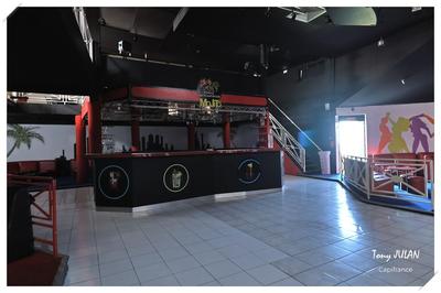 Local d'activité / Entrepôt - 723 m² - 5 pièces