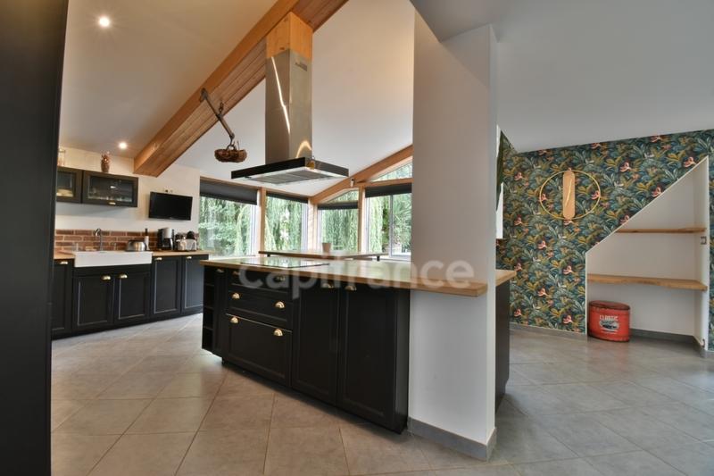 Maison - 190 m² - 5 pièces