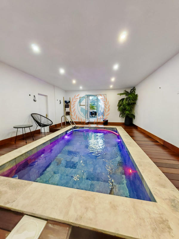 Maison de village - 200 m² - 6 pièces