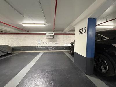 Parking / Garage - 11 m²