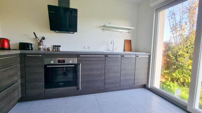 Maison - 94 m² - 5 pièces