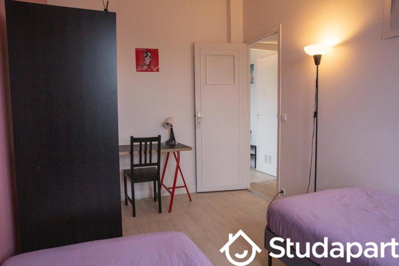 Chambre - 9 m² - 1 pièce