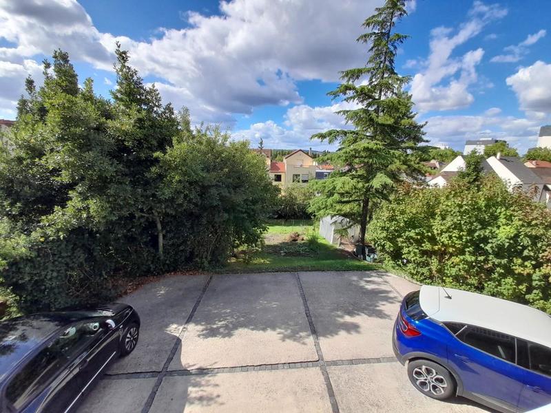 Maison - 170 m² - 8 pièces