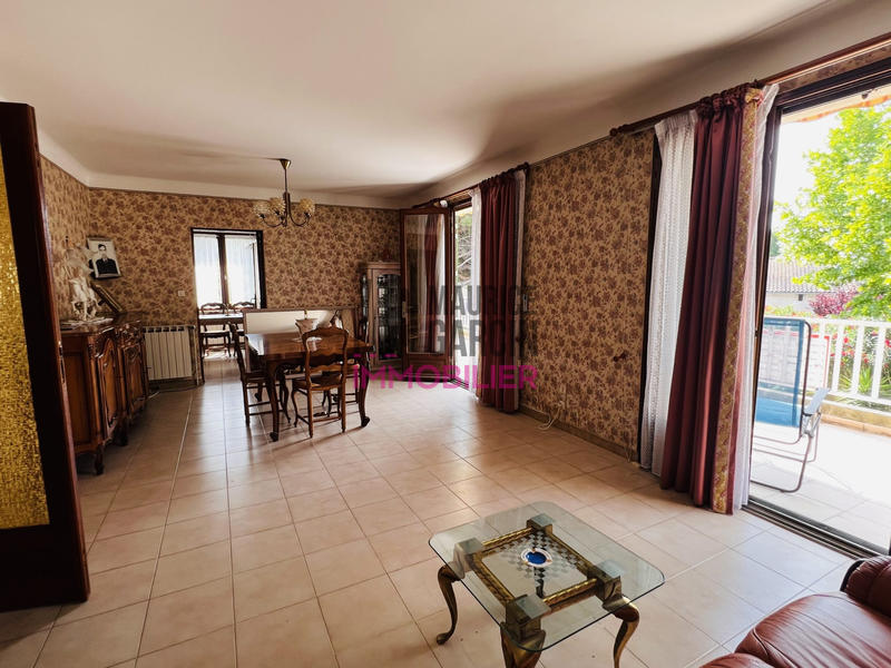 Maison - 183 m² - 7 pièces