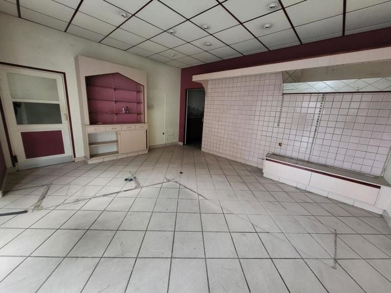 Immeuble - 217 m² - 6 pièces