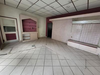 Immeuble - 217 m² - 6 pièces