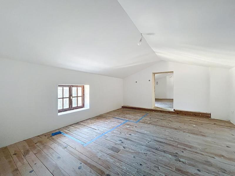 Maison - 185 m² - 6 pièces