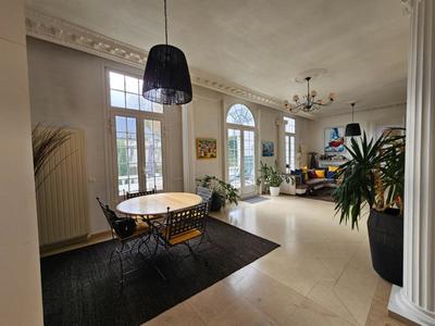 Maison - 137 m² - 4 pièces