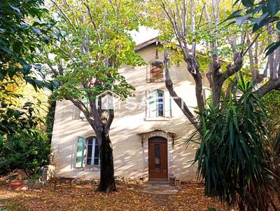 Maison - 166 m² - 12 pièces