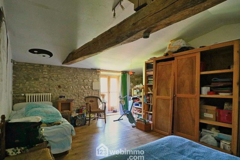 Maison - 295 m² - 11 pièces