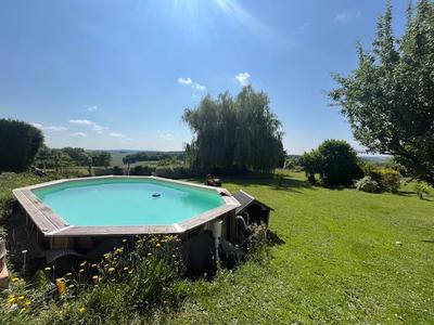 Maison - 107 m² - 6 pièces