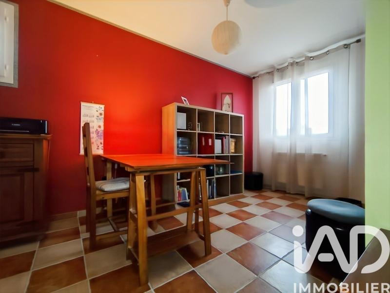 Maison - 99 m² - 4 pièces