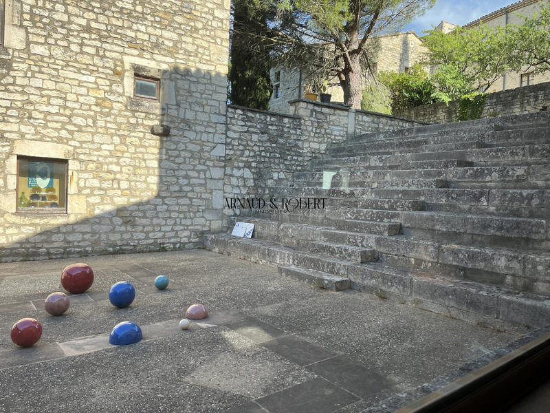 Maison - 450 m² - 10 pièces