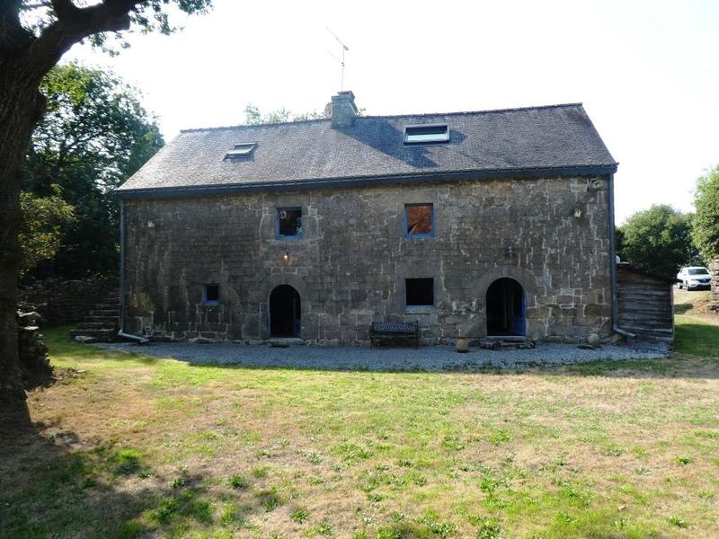 Maison en pierre - 122 m² - 5 pièces