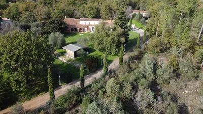 Maison - 284 m² - 7 pièces