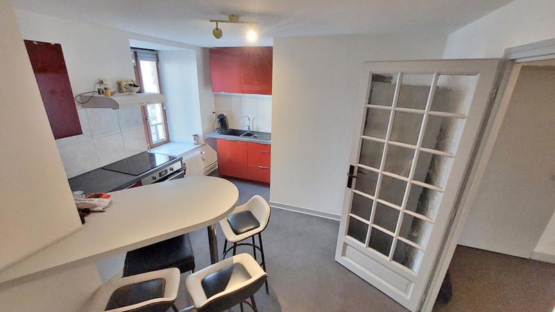 Appartement - 82 m² - 3 pièces