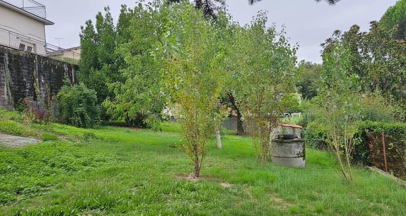 Terrain constructible - 672 m²