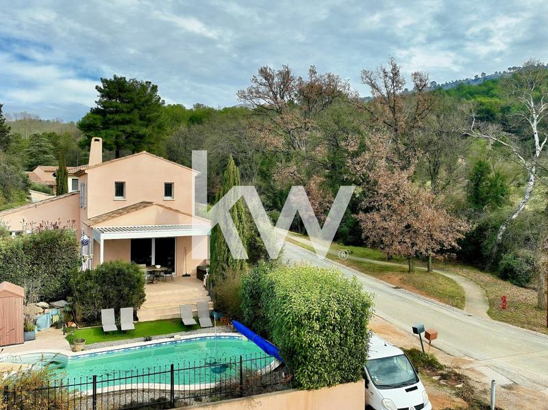 Maison - 116 m² - 6 pièces