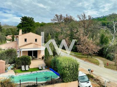 Maison - 116 m² - 6 pièces