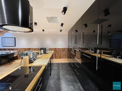 Appartement - 83 m² - 4 pièces