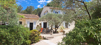 Maison - 180 m² - 6 pièces