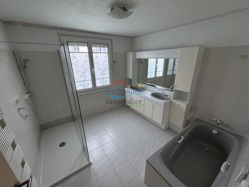 Maison - 103 m² - 5 pièces