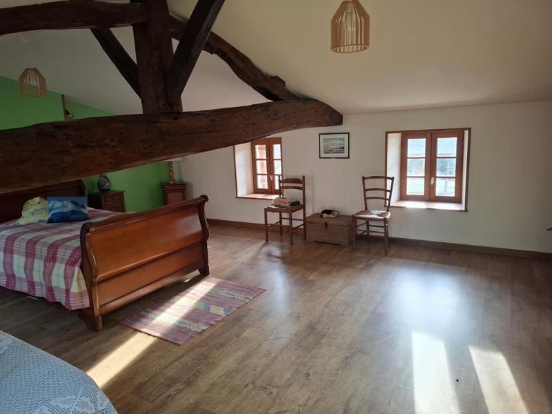 Maison - 140 m² - 4 pièces