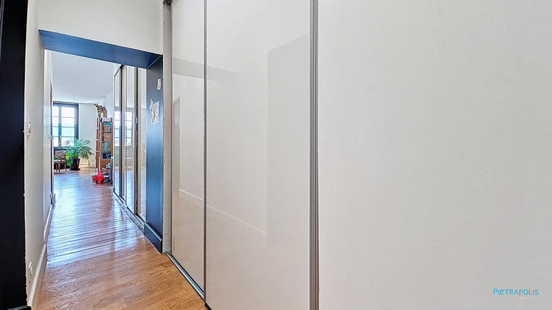 Appartement - 75 m² - 3 pièces