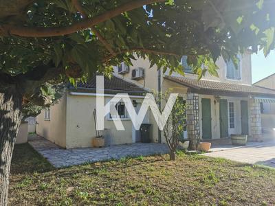 Maison - 98 m² - 5 pièces