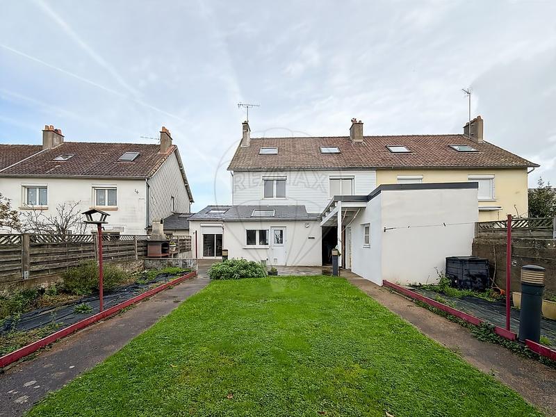 Maison - 145 m² - 7 pièces