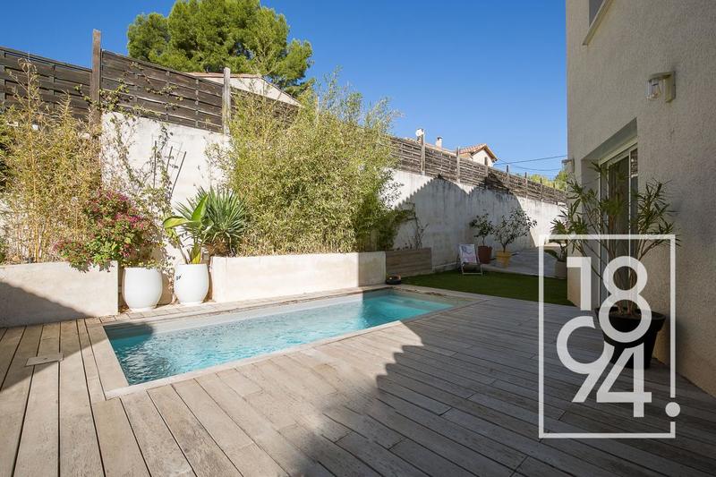 Maison - 102 m² - 5 pièces