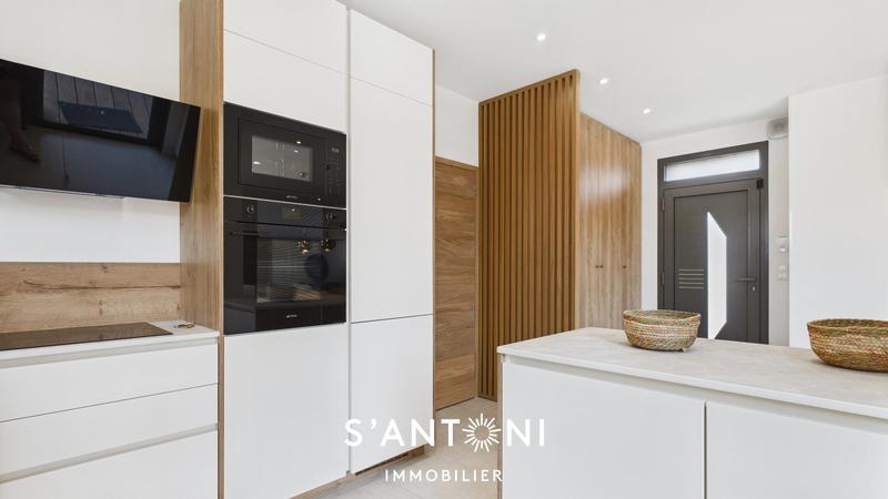 Maison - 135 m² - 4 pièces