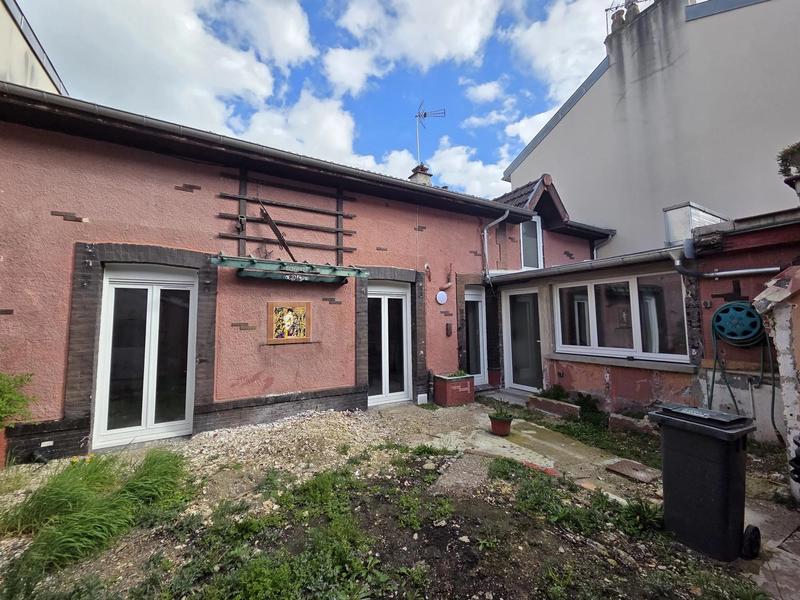 Maison de ville - 101 m² - 5 pièces