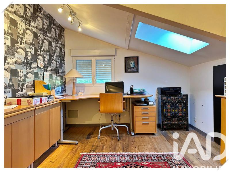 Maison - 187 m² - 7 pièces