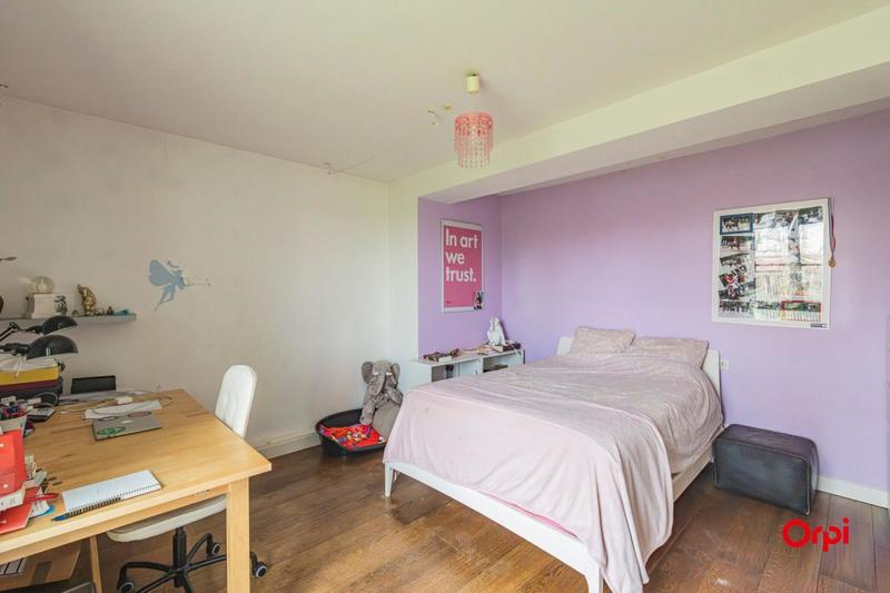 Propriété - 320 m² - 6 pièces