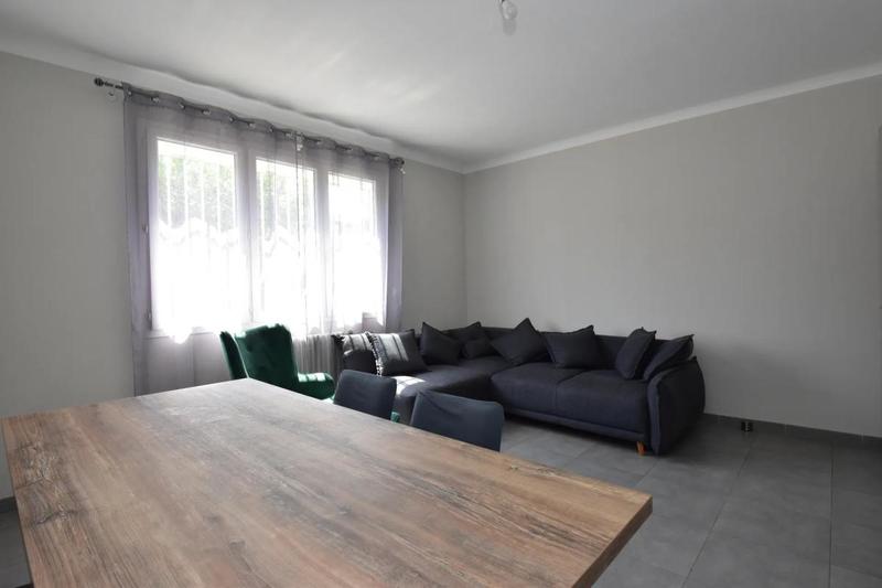 Maison - 144 m² - 5 pièces