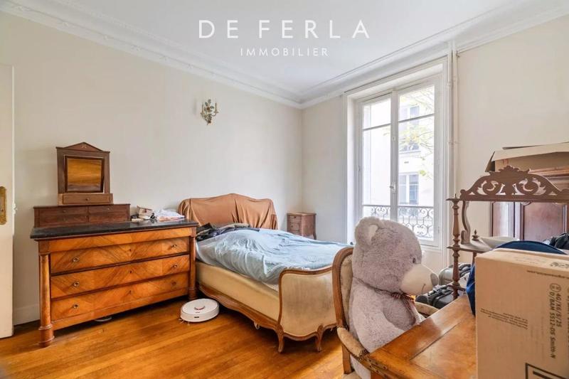 Appartement - 166 m² - 9 pièces