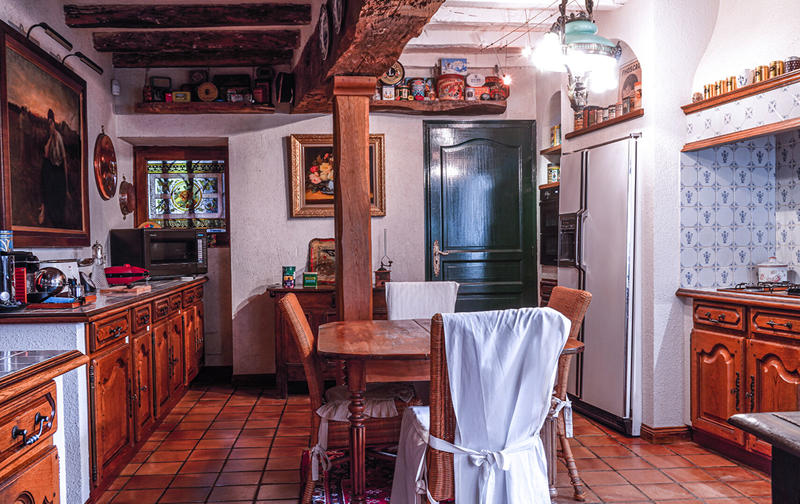 Maison - 210 m² - 6 pièces