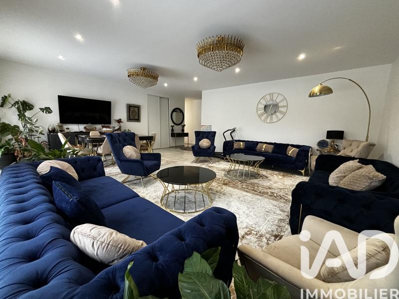 Maison - 158 m² - 7 pièces