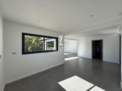 Maison contemporaine - 114 m² - 5 pièces