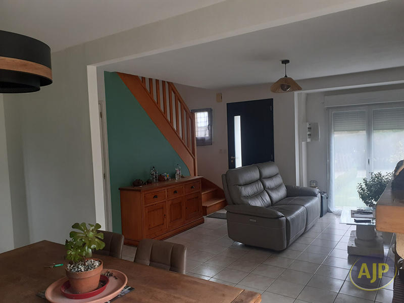 Maison - 70 m² - 4 pièces